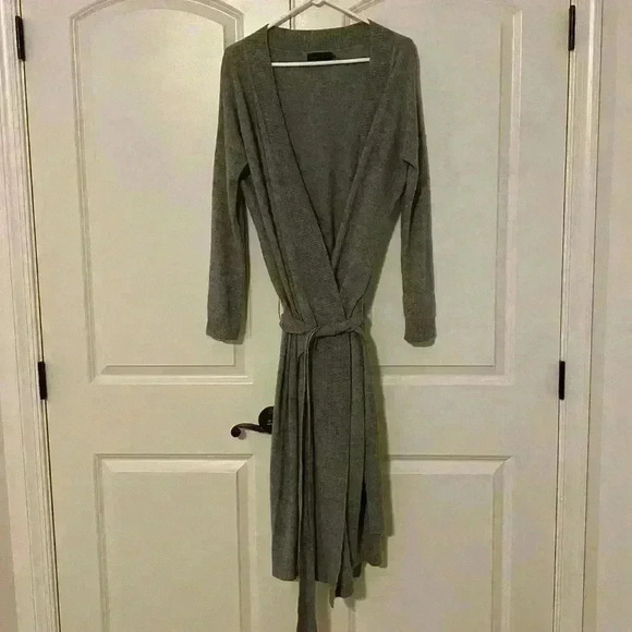 Hatch The Cashmere Robe - Picture 5 of 7